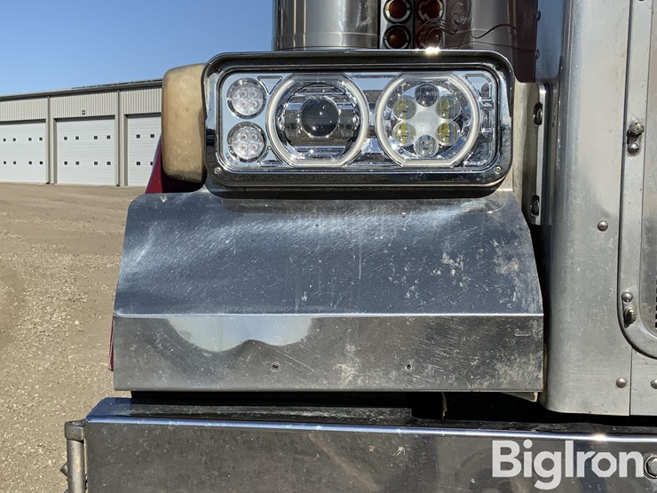 2006-peterbilt-379-image-11