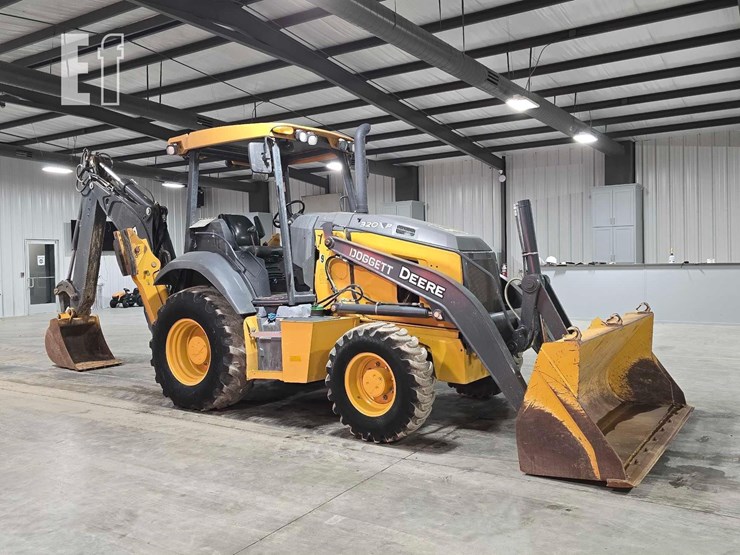 2023-deere-320-p-tier-image-2