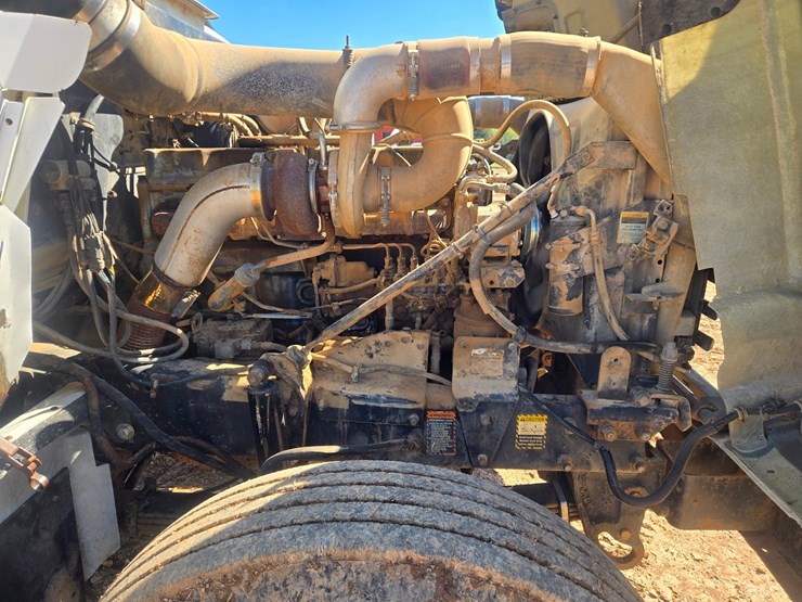 1994-mack-rd690s-image-55