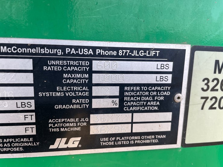 2016-jlg-400s-image-82