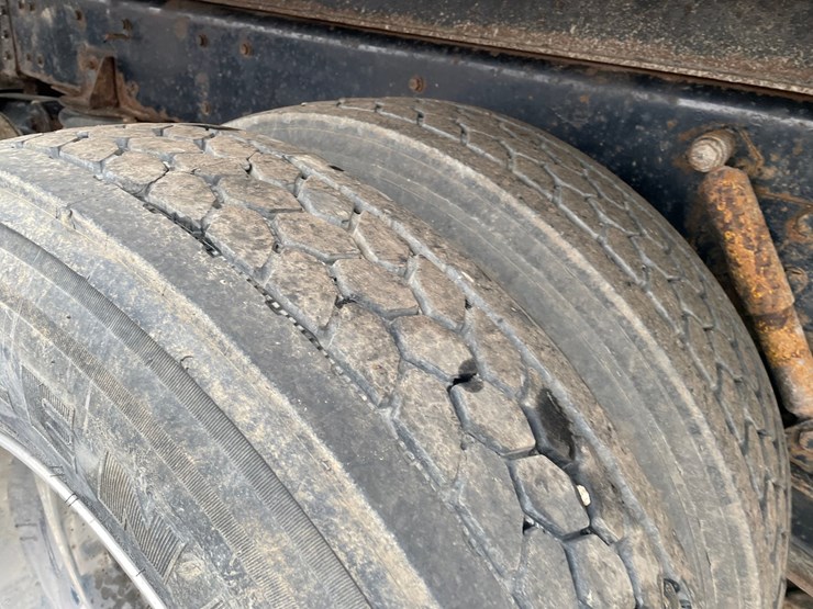 1997-kenworth-t800-image-33