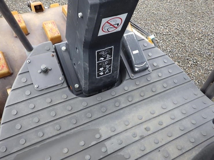 2019-volvo-sd45b-image-20