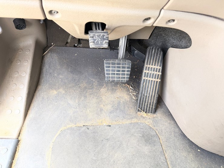 #45283-•-2016-freightliner-cascadia-daycab-truck-tractor-vin:-3akjgedv9gsgy4090-image-60