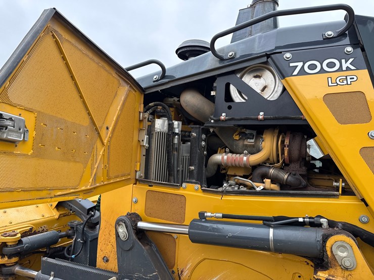 deere-700k-lgp-image-35