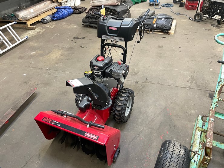 #2571-•-craftsman-9.0-snowblower-(columbia-heights,-mn)-image-1