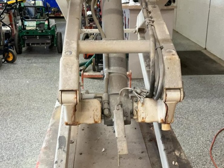 #423-•-2019-snorkel-19'-scissor-lift-image-25