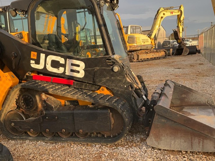 2022-jcb-215t-image-7