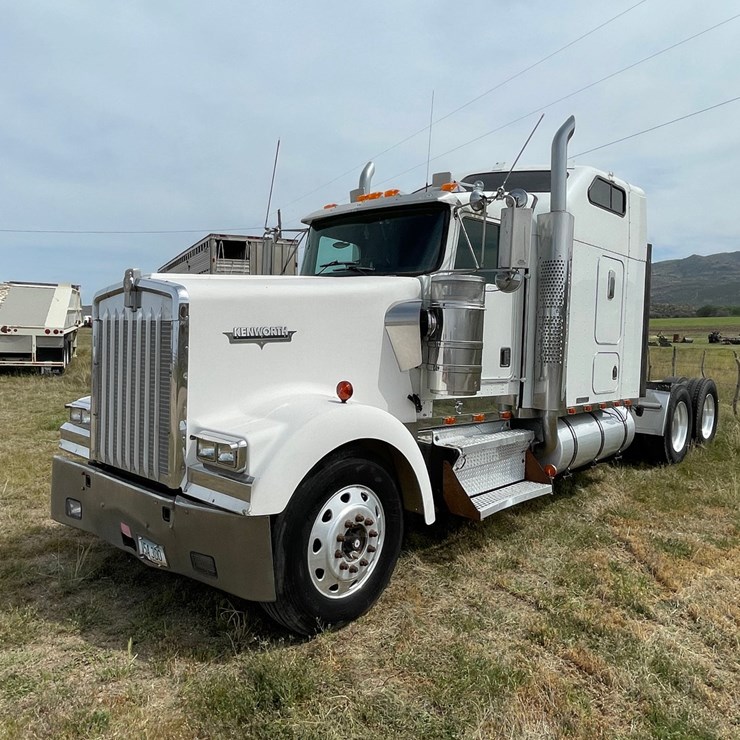 2000 KENWORTH W900L