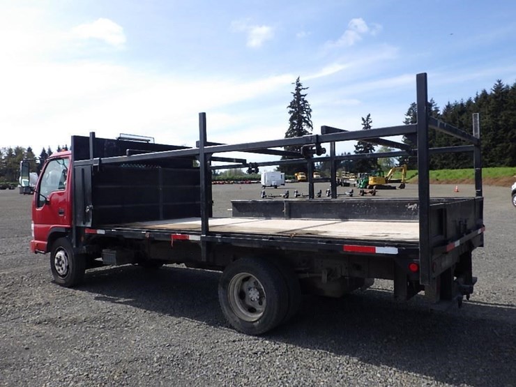 2007-isuzu-nqr-image-7