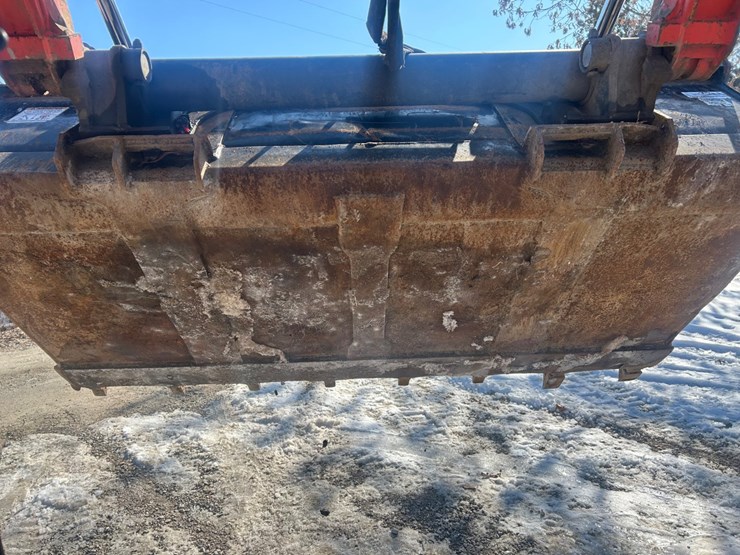 2018-kubota-ssv75-image-60