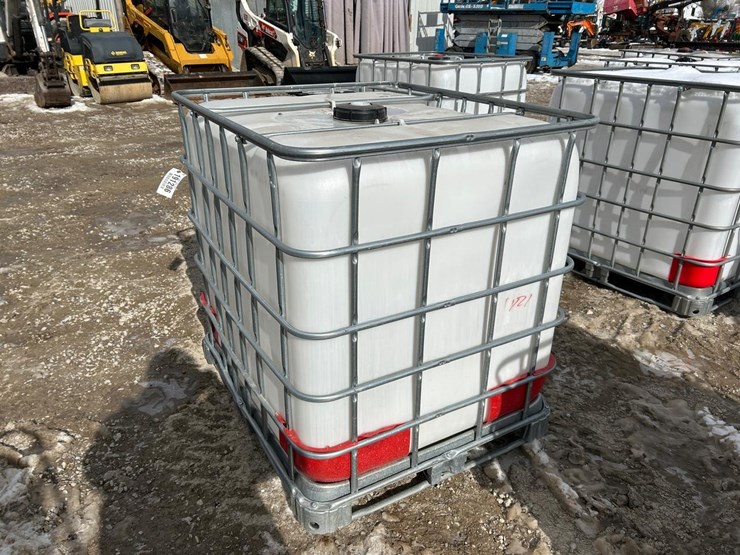 water-tank-tote-image-2