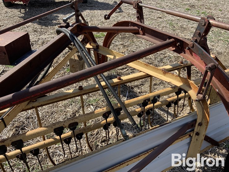 new-holland-256-image-14