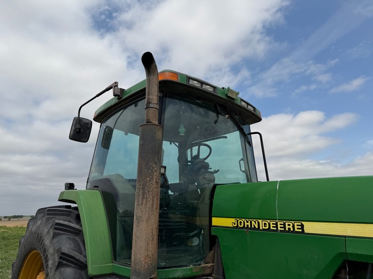 1998-john-deere-8300-image-37