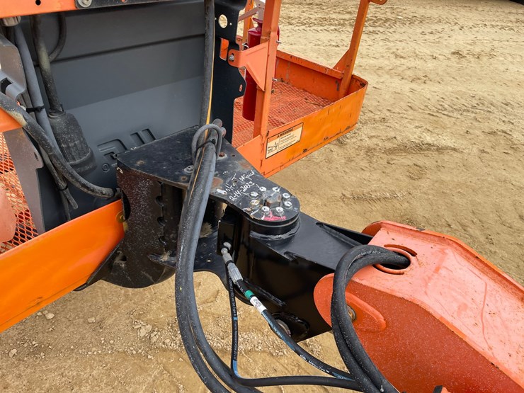 jlg-400s-image-29