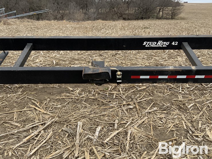 2010-stud-king-md42dot-42'-header-trailer-image-16