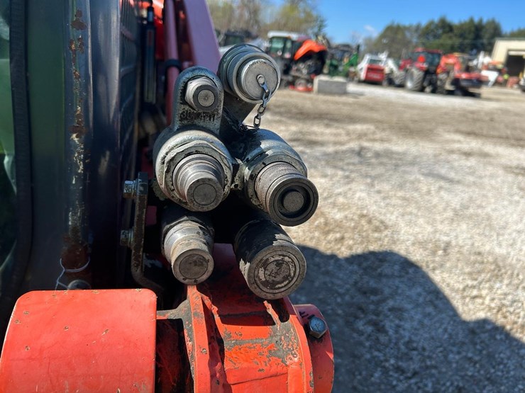 2017-kubota-svl75-2-image-11