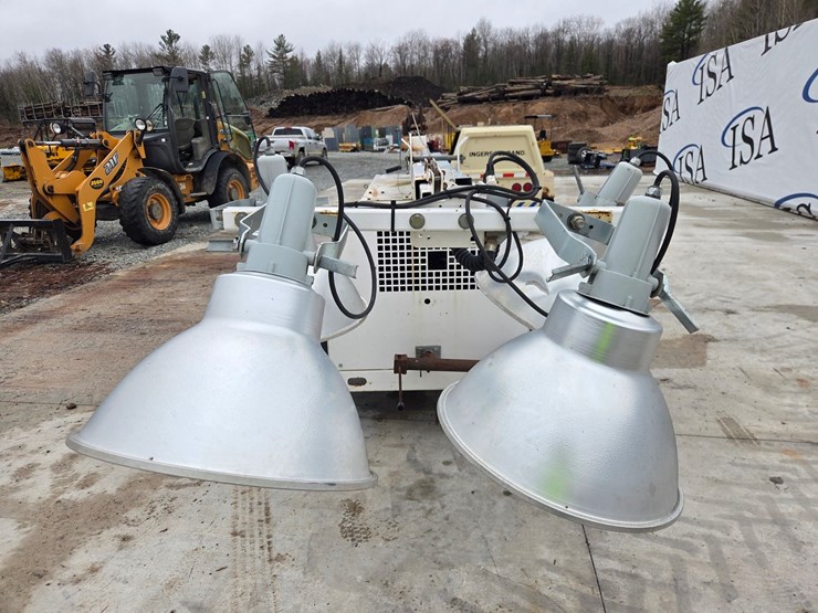 2002-massey-ferguson-8-image-4