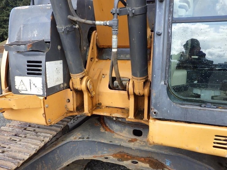 2014-case-cx145c-image-19