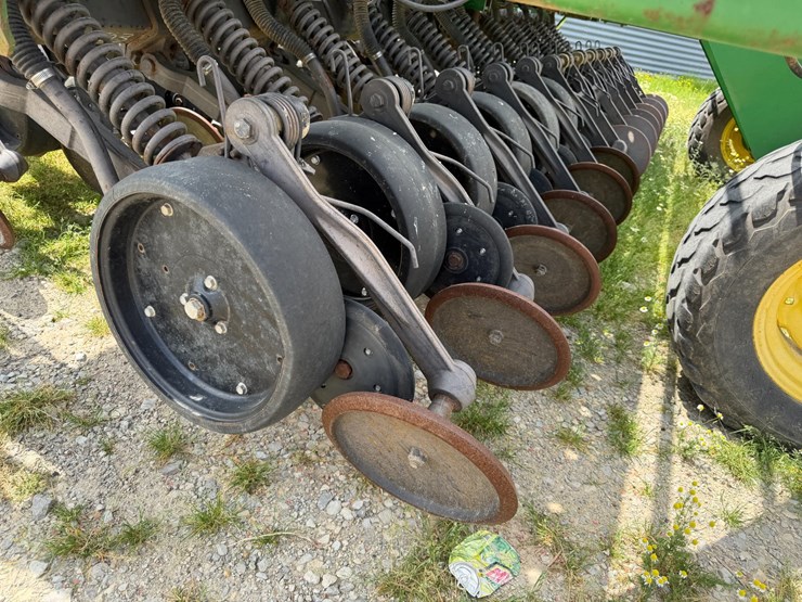 john-deere-1590-image-58