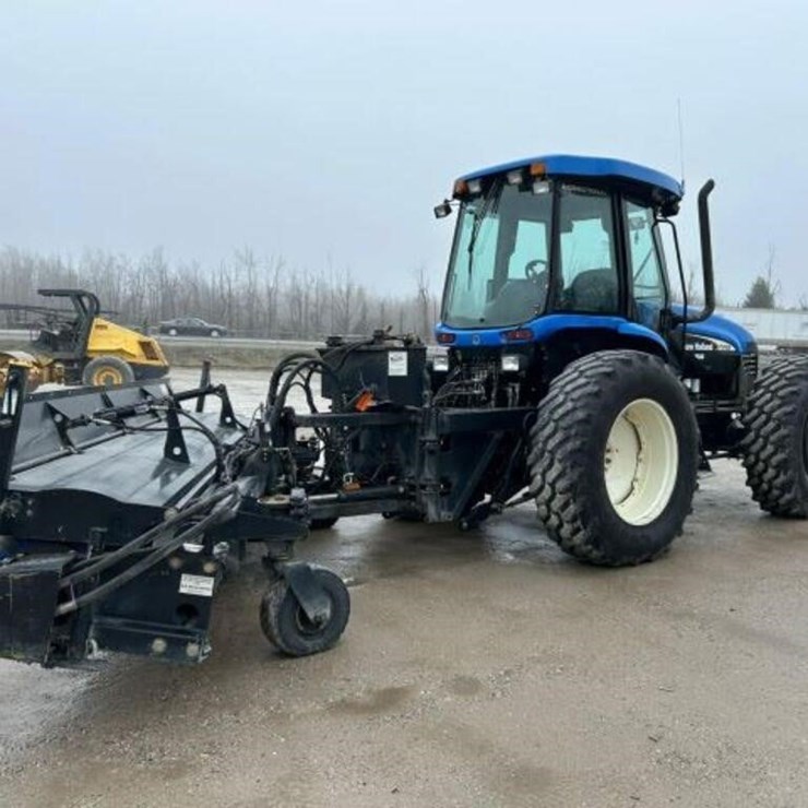 NEW HOLLAND TV6070