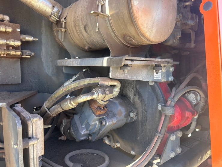 2019-snorkel-660sj-image-28