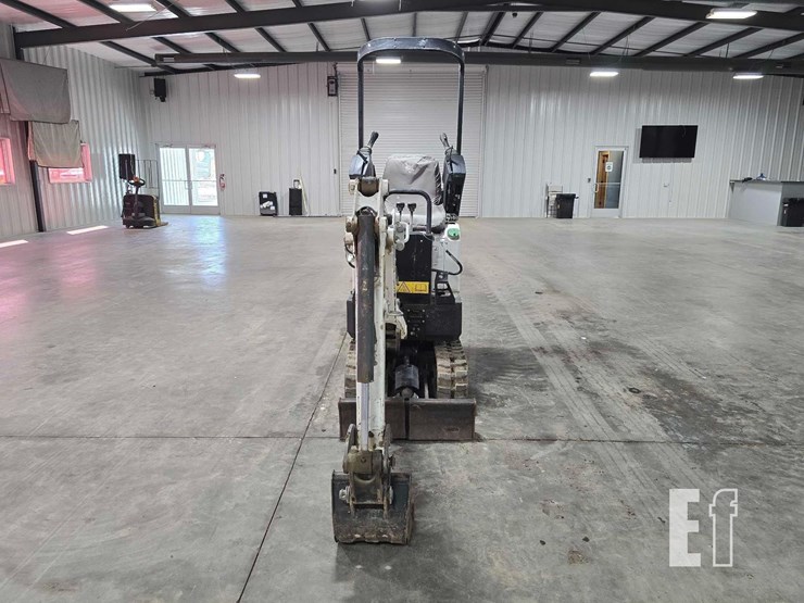 2022-bobcat-e10-image-7