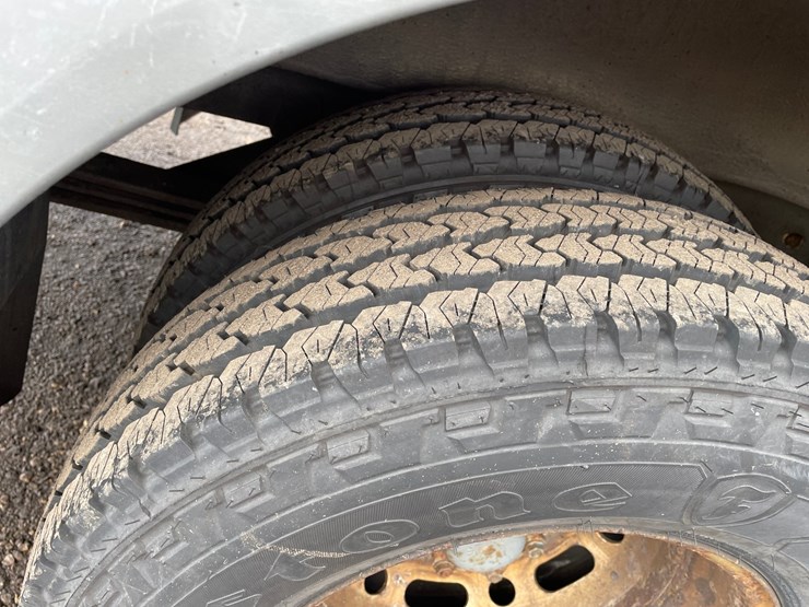 2008-dodge-3500-image-14