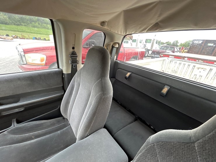 2004-dodge-dakota-image-9