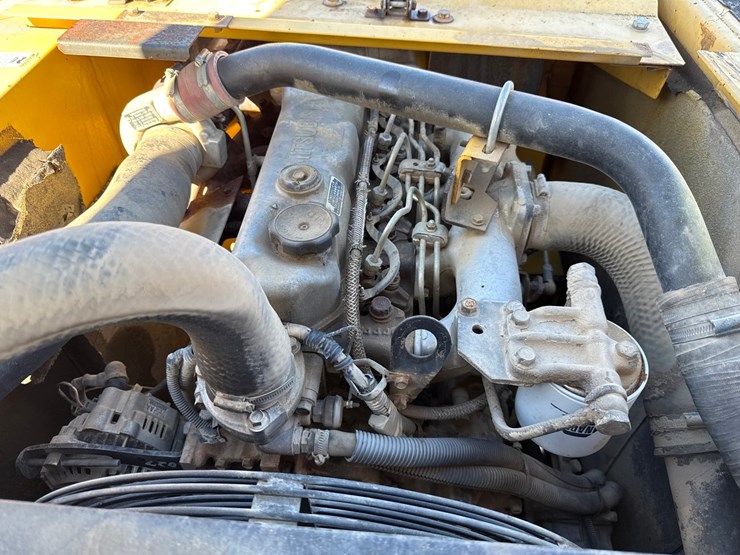 new-holland-eh160-image-34