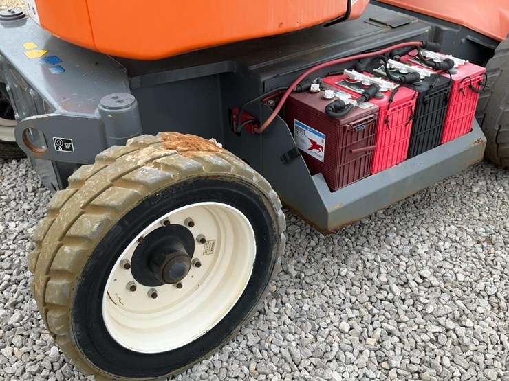 #306-•-2016-snorkel-46'-electric-articulated-boom-lift-image-27