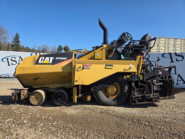 caterpillar-ap-600d-image-2