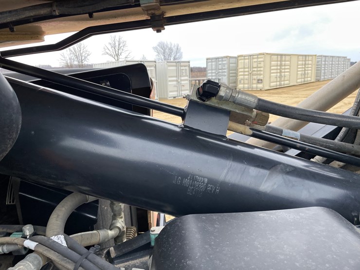 2014-jlg-g9-43a-image-18