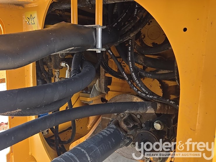 2021-volvo-l90h-image-31