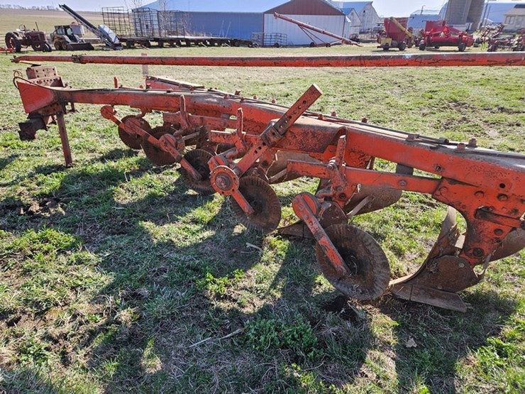 #537-•-5-bottom-plow-image-16