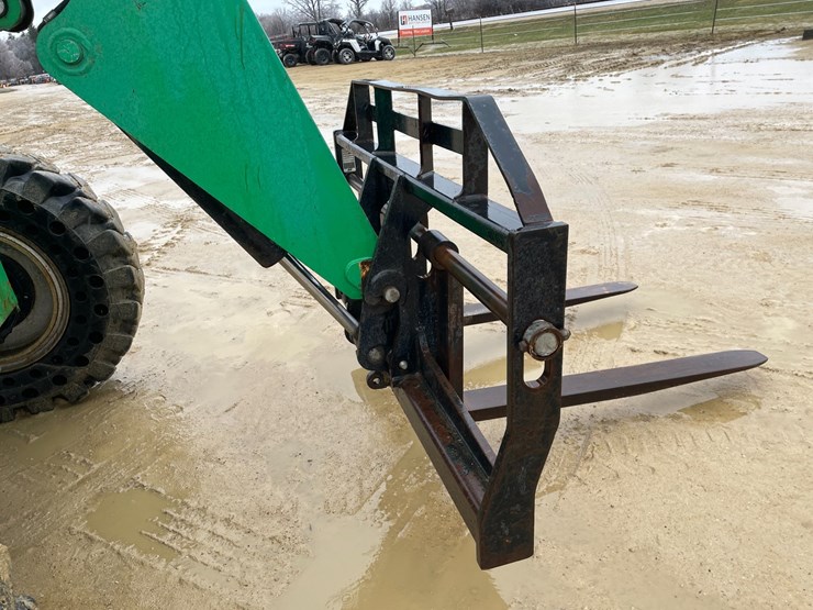 2014-sky-trak-6042-image-35