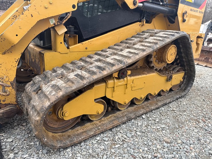 2017-caterpillar-279d-image-41