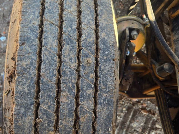 1994-mack-rd690s-image-63