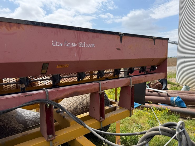 #45251-•-scotts-levee-packer-with-w&a-seeder-image-29