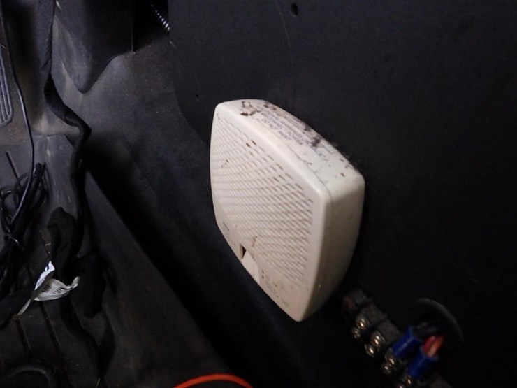 2017-chevrolet-tahoe-image-40