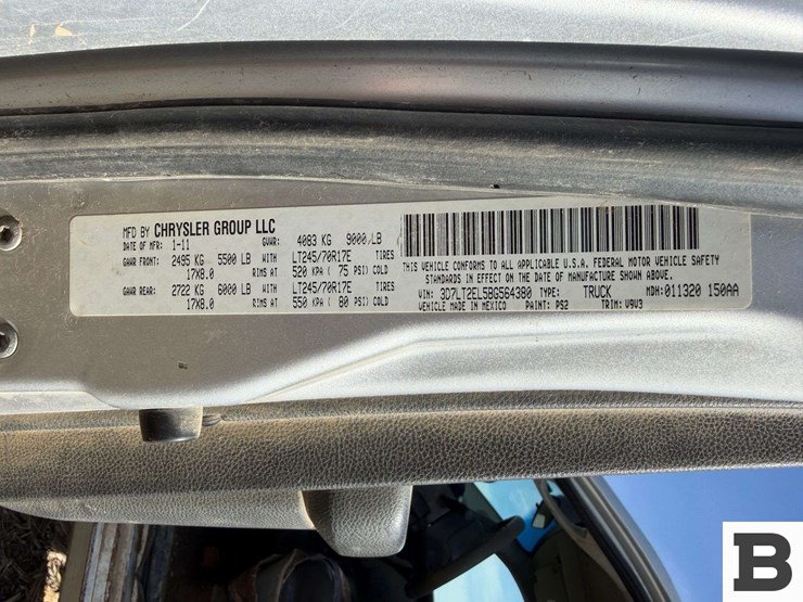 2011-dodge-ram-2500-image-28