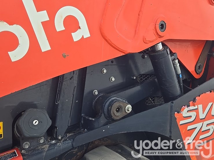 2021-kubota-svl75-2-image-28