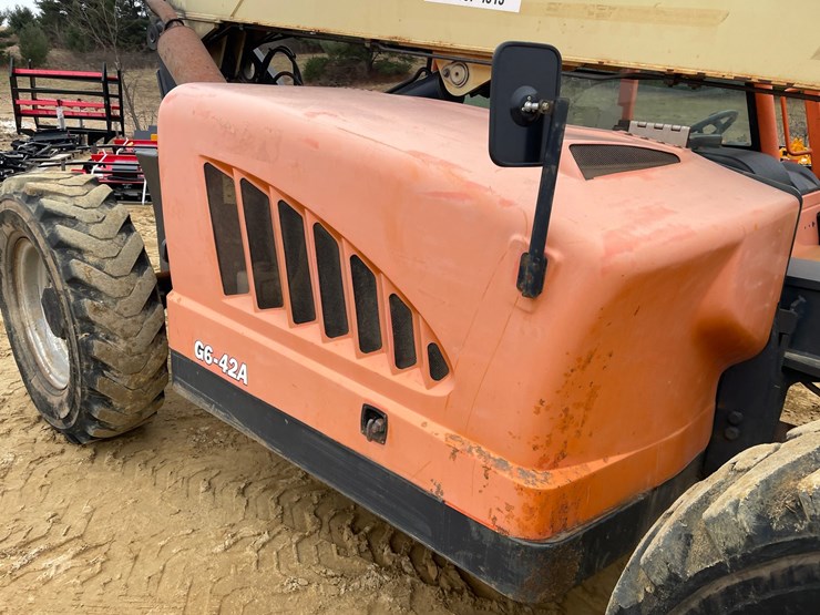 2012-jlg-g6-42a-image-26