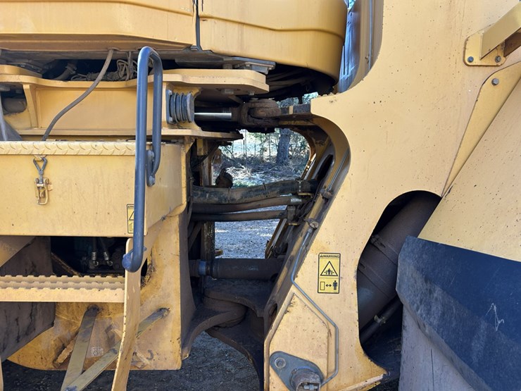 volvo-l250g-image-31