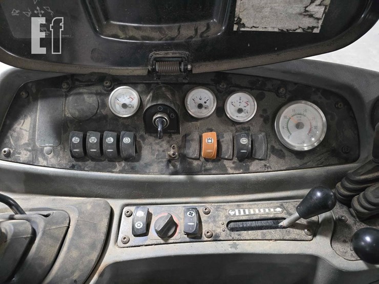 2001-caterpillar-430d-image-28