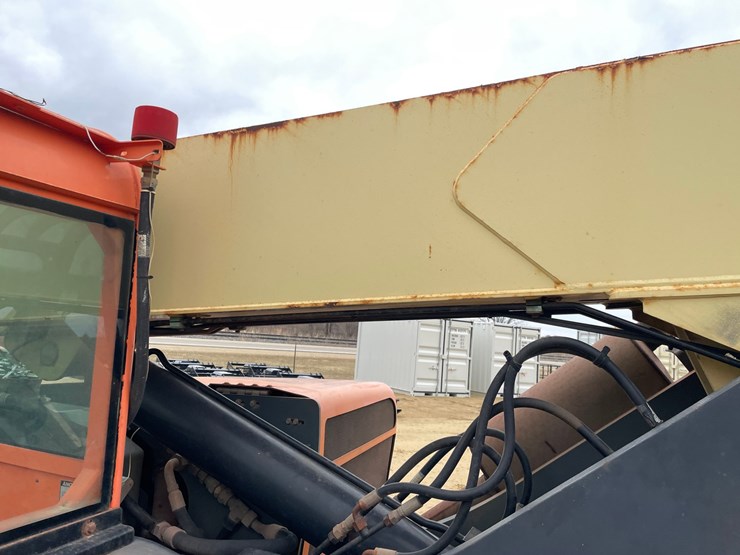 2012-jlg-g6-42a-image-14