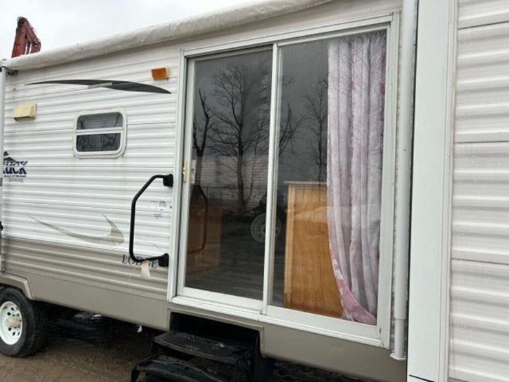 2010-gulf-stream-innsbruck-supreme-lodge-40tbs-t/a-image-15