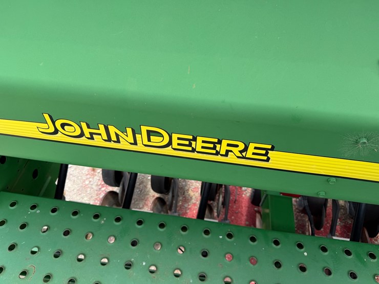 john-deere-1590-image-104