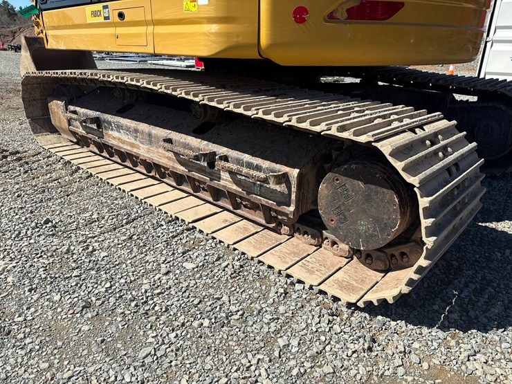 caterpillar-325-image-73