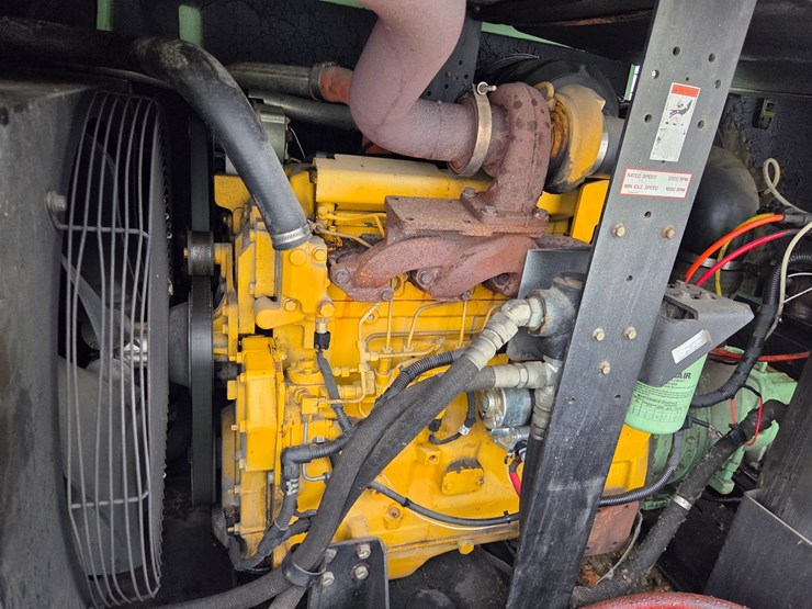 john-deere-4045hf285-image-21