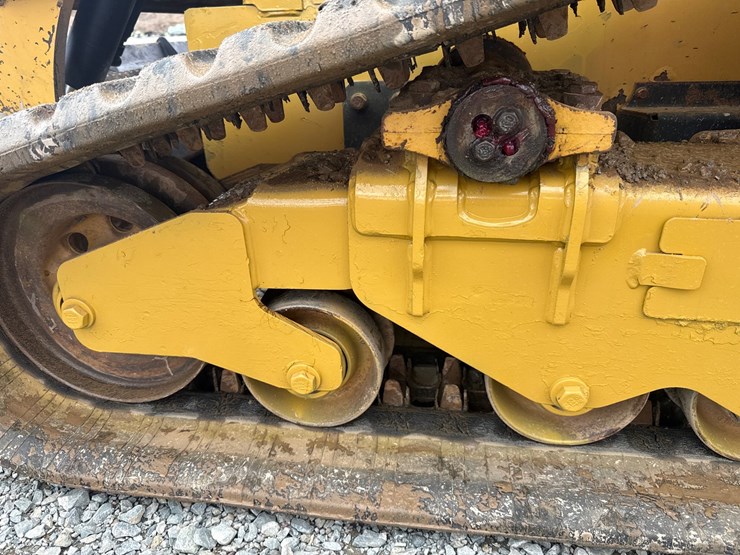 2017-caterpillar-279d-image-45